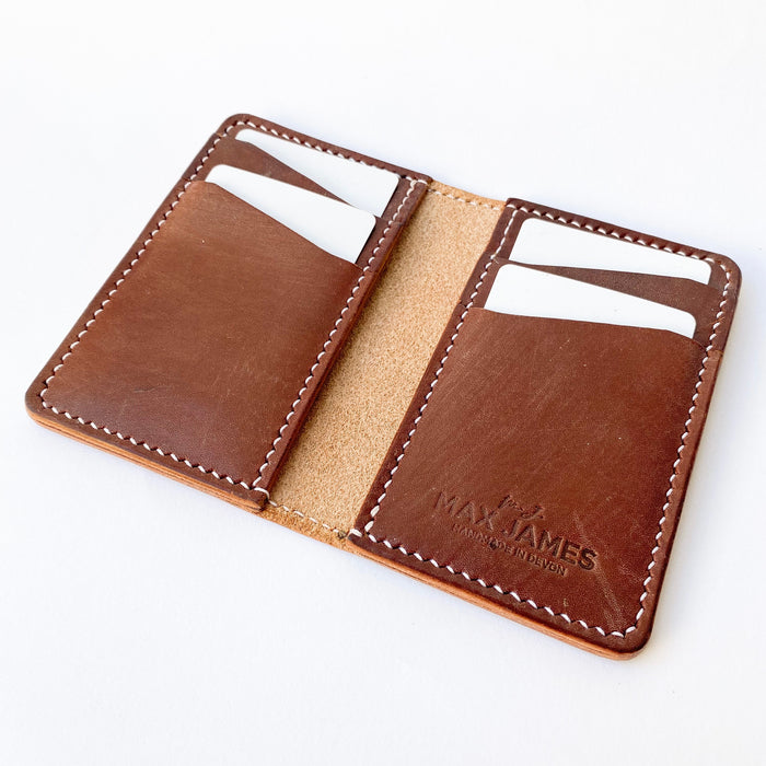 Vertical bi-fold card wallet